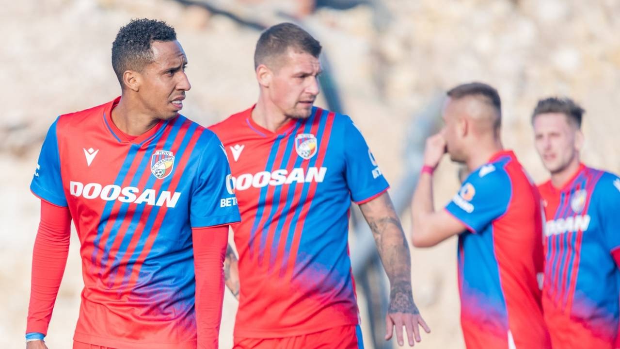 nhan-dinh-soi-keo-vikroria-plzen-vs-freiburg-luc-00h45-ngay-28-11-2025-1